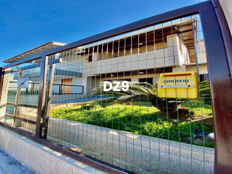 CASA COM 3 DORMITORIOS, SENDO 1 SUITE BEM LOCALIZADA!: 2ª foto da galeria de imagens do imóvel