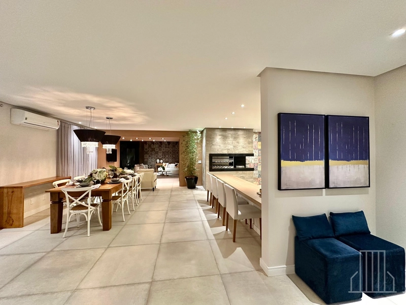 MARAVILHOSA CASA EM CONDOMÍNIO FECHADO – SOFISTICAÇÃO E CONFORTO!: 8ª foto da galeria de imagens do imóvel