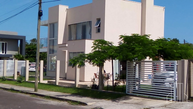 LINDO SOBRADO DE ESQUINA NO BAIRRO CAPÃO NOVO!: 5ª foto da galeria de imagens do imóvel