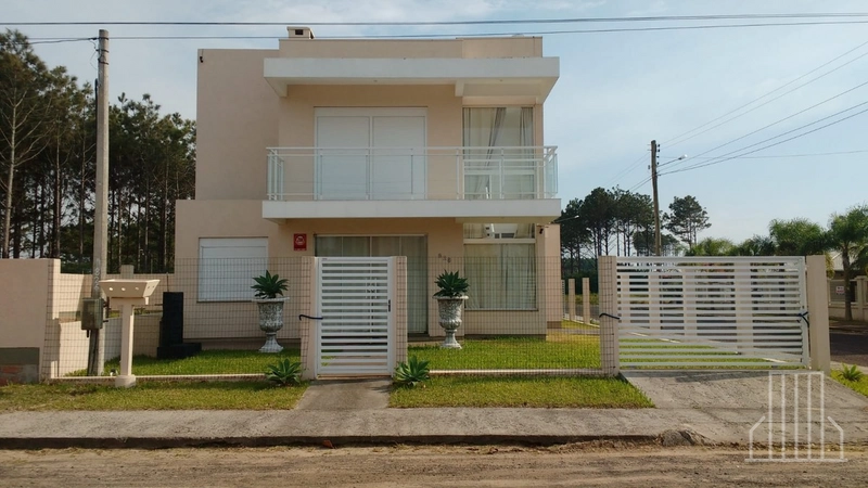 LINDO SOBRADO DE ESQUINA NO BAIRRO CAPÃO NOVO!: 1ª foto da galeria de imagens do imóvel