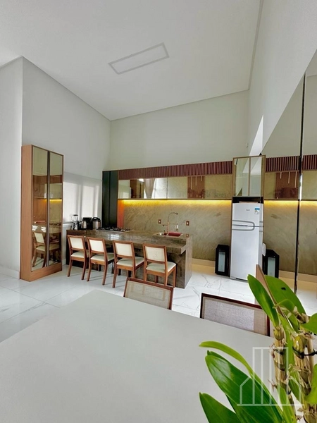 LINDA CASA EM BAIRRO TRANQUILO, A POUCOS PASSOS DO MAR!: 11ª foto da galeria de imagens do imóvel