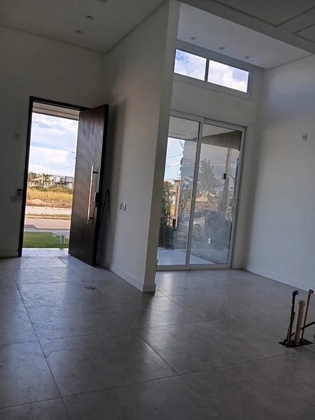 CASA COM 2 DORM SENDO 1 SUITE: 4ª foto da galeria de imagens do imóvel