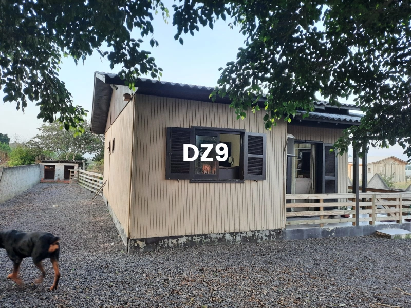 CASA COM 2 DORMITORIOS, SENDO 1 SUITE BEM LOCALIZADA!: 15ª foto da galeria de imagens do imóvel