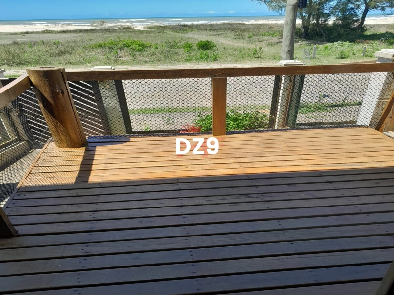 ALUGUEL TEMPORÁRIO: SOBRADO COM 2 DORMITÓRIOS: 2ª foto da galeria de imagens do imóvel