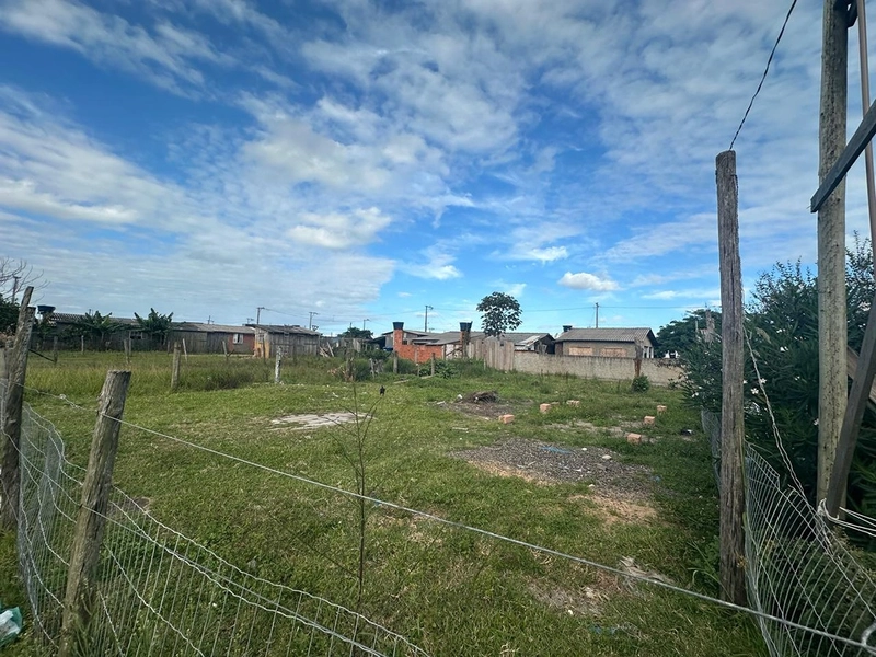 Terreno de 300 m² em Excelente Localização no Capão Novo: 2ª foto da galeria de imagens do imóvel