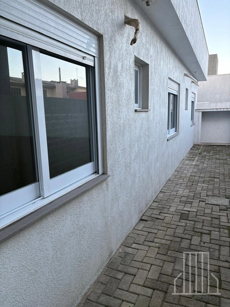 BELÍSSIMA CASA GEMINADA NO BAIRRO JARDIM BEIRA MAR Á VENDA!: 2ª foto da galeria de imagens do imóvel