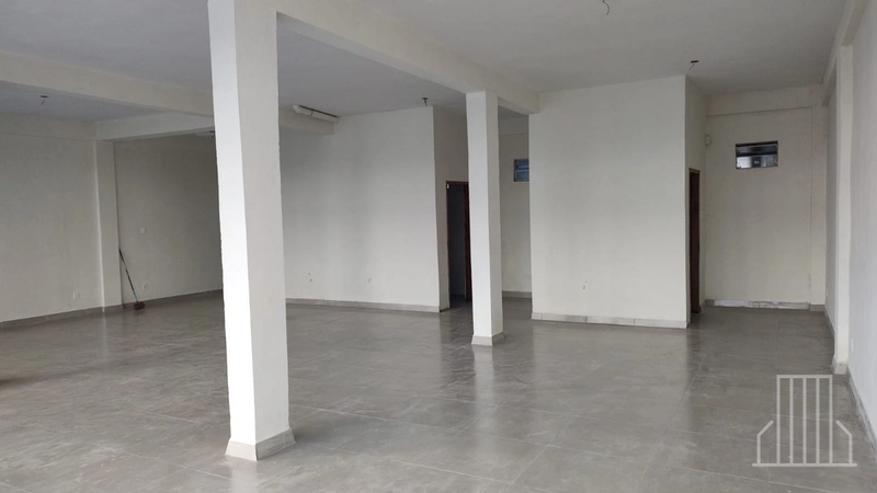 SALA COMERCIAL PARA LOCAÇÃO - PERTO DE TUDO NO BAIRRO ARAÇA!: 3ª foto da galeria de imagens do imóvel