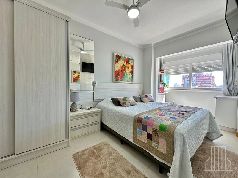 ACONCHEGANTE REFÚGIO A PASSOS DO MAR!: 22ª foto da galeria de imagens do imóvel