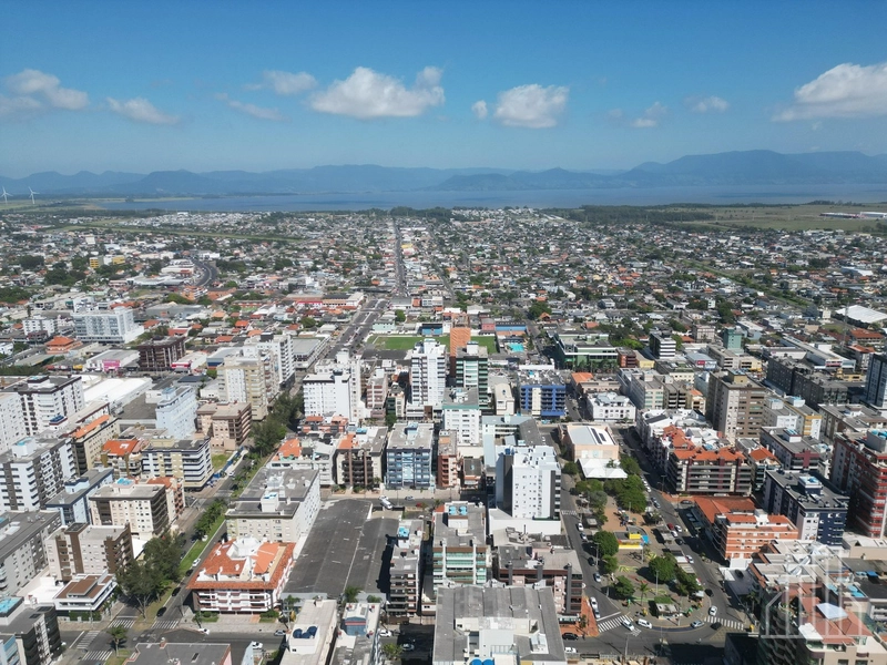 ACONCHEGANTE REFÚGIO A PASSOS DO MAR!: 29ª foto da galeria de imagens do imóvel