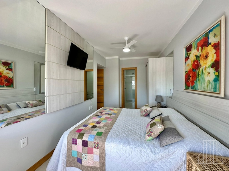 ACONCHEGANTE REFÚGIO A PASSOS DO MAR!: 21ª foto da galeria de imagens do imóvel