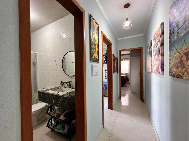 Venda de Casa com 2 Quartos, Hidromassagem e Opção para Garagem: 3ª foto da galeria de imagens do imóvel