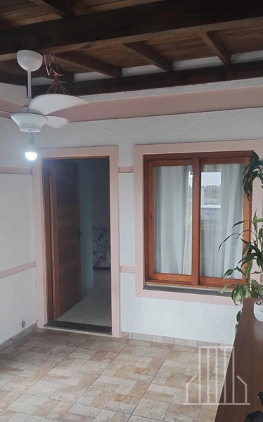 Venda de Casa com 2 Quartos, Hidromassagem e Opção para Garagem: 2ª foto da galeria de imagens do imóvel