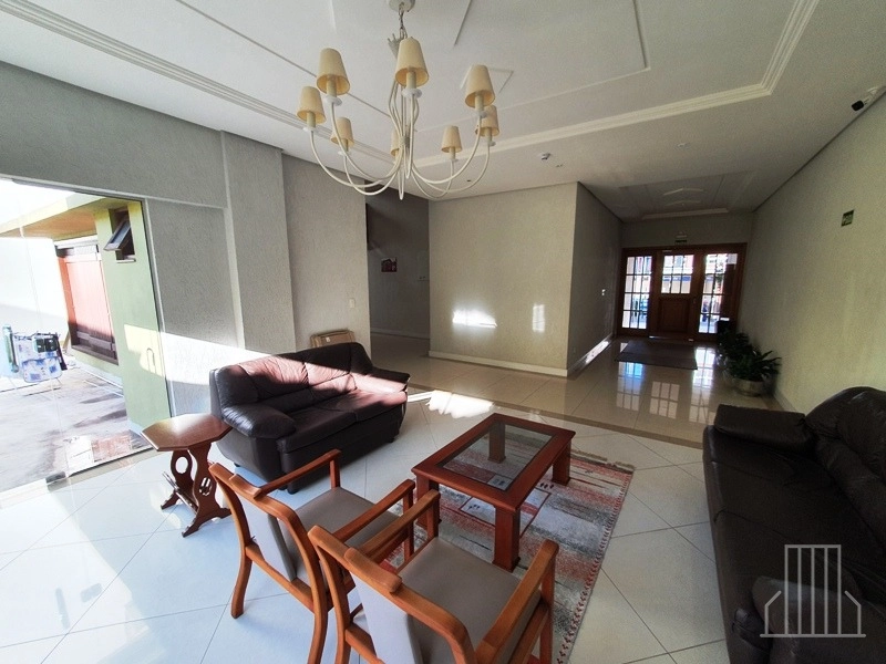 Apartamento à Venda no Centro de Gramado – Conforto e Sofisticação!: 2ª foto da galeria de imagens do imóvel