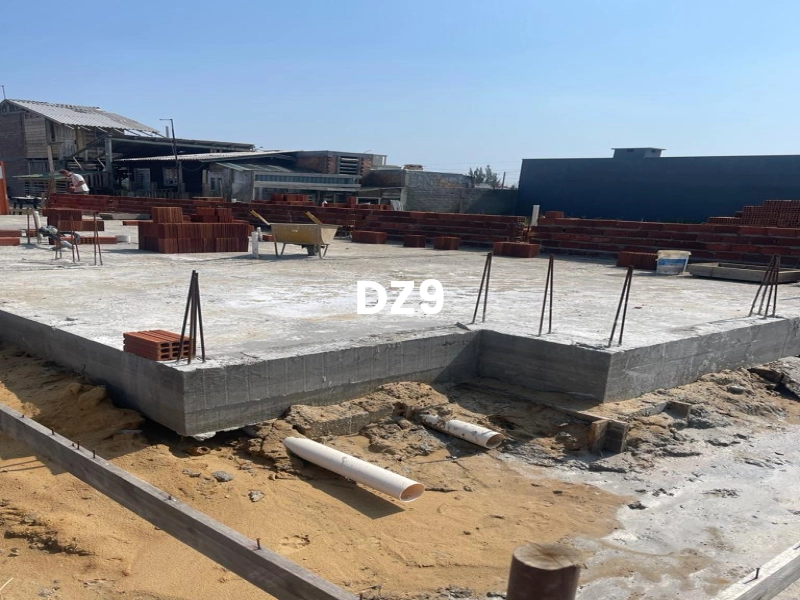 CASA COM 2 DORM EM OBRA: 8ª foto da galeria de imagens do imóvel