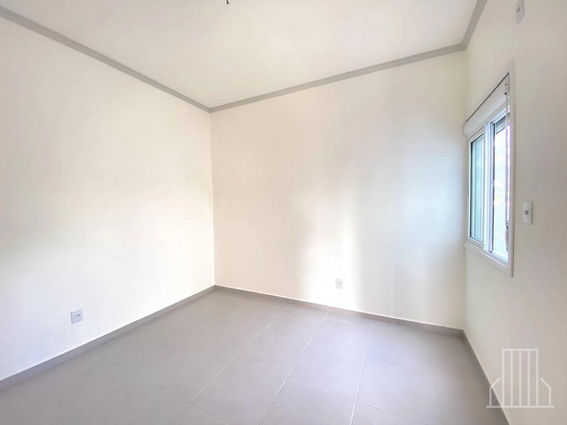 LINDA CASA À VENDA NO BAIRRO JARDIM BEIRA MAR - CAPÃO DA CANOA!: 9ª foto da galeria de imagens do imóvel