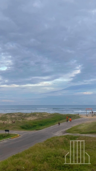LINDA CASA À VENDA NO BAIRRO JARDIM BEIRA MAR - CAPÃO DA CANOA!: 10ª foto da galeria de imagens do imóvel