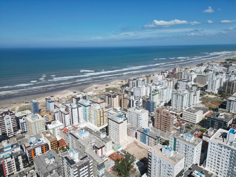 LINDÍSSIMO APARTAMENTO NO CENTRO DE CAPÃO DA CANOA, PRÓXIMO AO MAR!: 28ª foto da galeria de imagens do imóvel