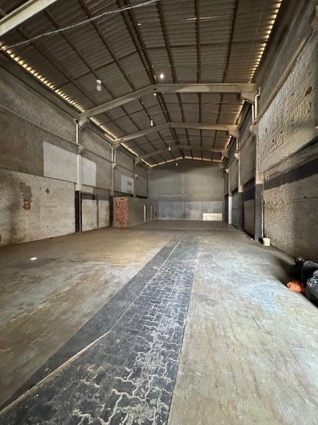 PAVILHÃO PARA ALUGUEL ANUAL COMERCIAL EM CAPÃO DA CANOA: 1ª foto da galeria de imagens do imóvel