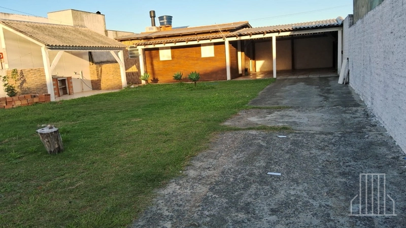 EXCELENTE CASA À VENDA NO BAIRRO JARDIM BEIRA MAR - CAPÃO DA CANOA: 1ª foto da galeria de imagens do imóvel