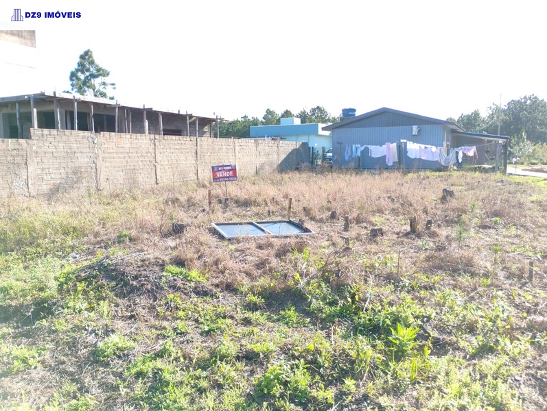 Terreno de Esquina 12x25 em Capão Novo Village: 2ª foto da galeria de imagens do imóvel