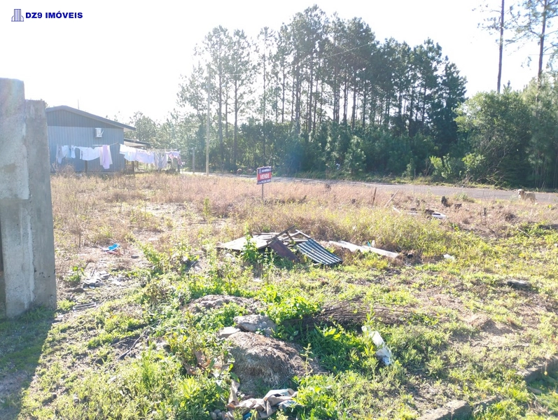 Terreno de Esquina 12x25 em Capão Novo Village: 1ª foto da galeria de imagens do imóvel
