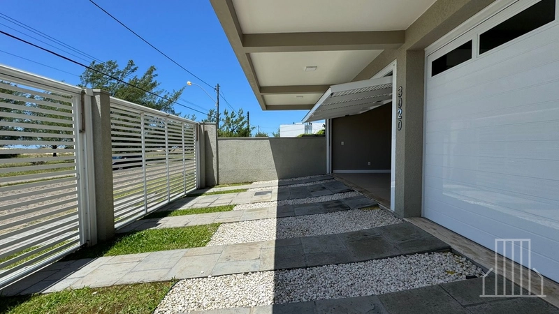 Sobrado Exclusivo à Beira-Mar em Capão Novo!: 2ª foto da galeria de imagens do imóvel