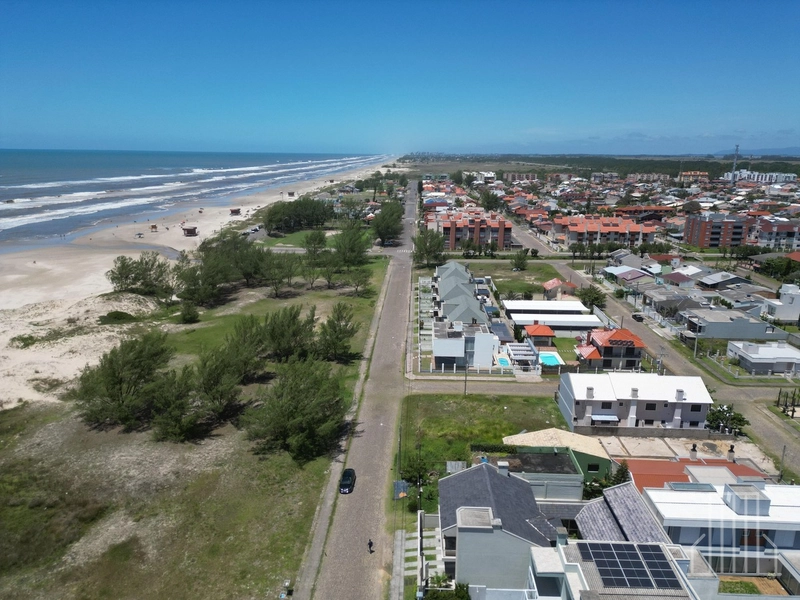 Sobrado Exclusivo à Beira-Mar em Capão Novo!: 7ª foto da galeria de imagens do imóvel