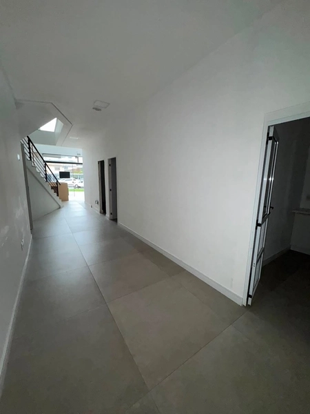 BELA SALA COMERCIAL PARA LOCAÇÃO EM CAPÃO DA CANOA!: 4ª foto da galeria de imagens do imóvel
