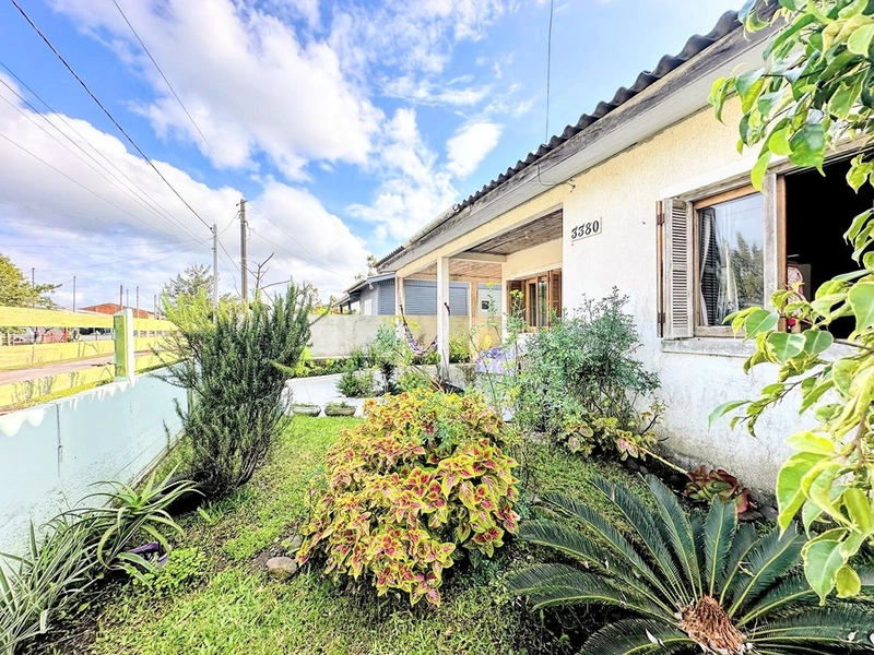 Casa de 2 Dormitórios em Capão Novo – Capão da Canoa: 2ª foto da galeria de imagens do imóvel