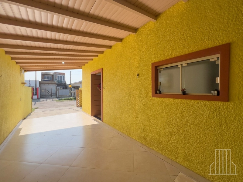 ESPETACULAR CASA COM PISCINA NO JARDIM BEIRA MAR – CAPÃO DA CANOA!: 3ª foto da galeria de imagens do imóvel