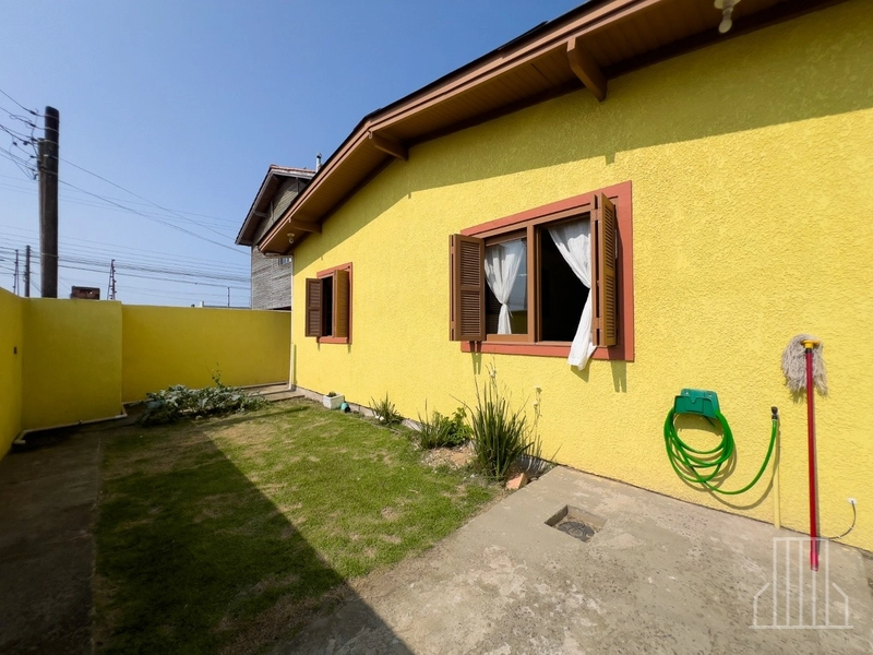 ESPETACULAR CASA COM PISCINA NO JARDIM BEIRA MAR – CAPÃO DA CANOA!: 1ª foto da galeria de imagens do imóvel