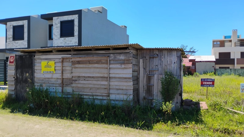 TERRENO A VENDA EM CAPÃO NOVO!: 2ª foto da galeria de imagens do imóvel
