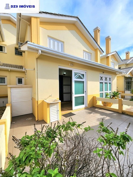 Sobrado a venda em Capão Novo!: 2ª foto da galeria de imagens do imóvel