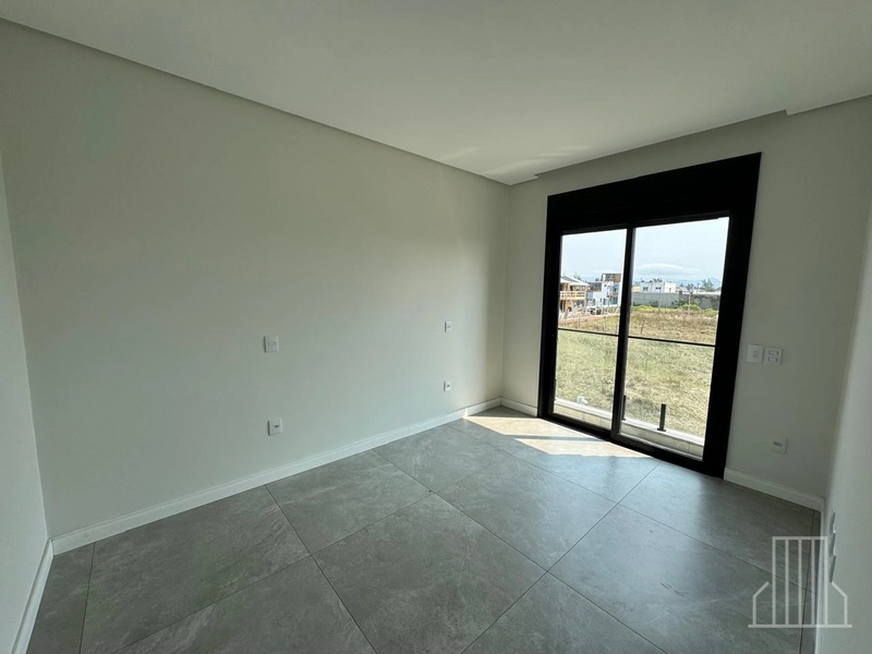 LINDO SOBRADO PERTO DO MAR NO JARDIM BEIRA MAR!: 10ª foto da galeria de imagens do imóvel