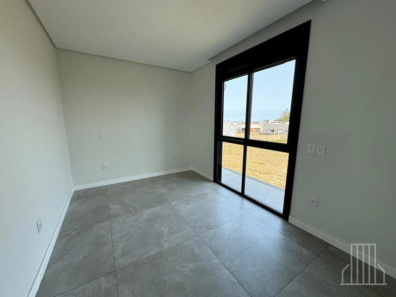 LINDO SOBRADO PERTO DO MAR NO JARDIM BEIRA MAR!: 9ª foto da galeria de imagens do imóvel