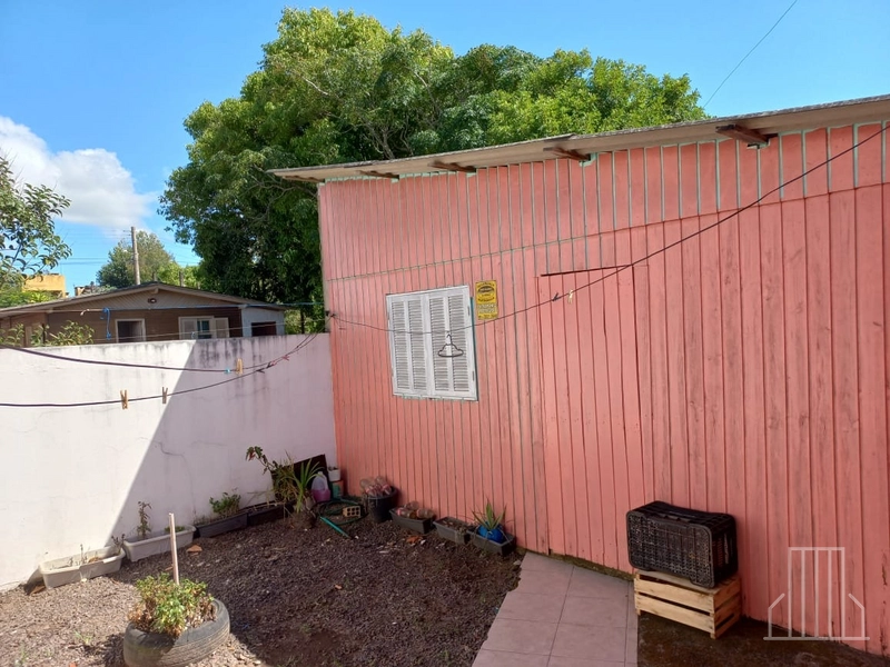 Casa à Venda em Capão Novo, aproveite essa oportunidade.: 3ª foto da galeria de imagens do imóvel
