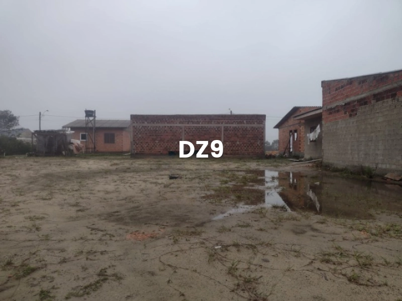 OPORTUNIDADE ÚNICA: TERRENO BEM LOCALIZADO À VENDA!: 4ª foto da galeria de imagens do imóvel