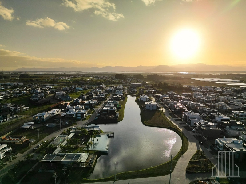 MARAVILHOSA CASA DE ALTO PADRÃO EM CONDOMÍNIO FECHADO – XANGRI-LÁ!: 29ª foto da galeria de imagens do imóvel