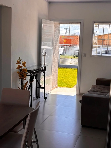 Casa Geminada Mobiliada com 2 Dormitórios e Pátio Privativo: 7ª foto da galeria de imagens do imóvel