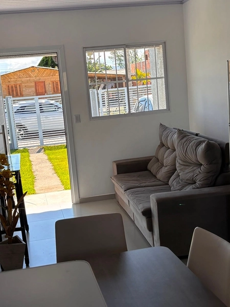 Casa Geminada Mobiliada com 2 Dormitórios e Pátio Privativo: 11ª foto da galeria de imagens do imóvel