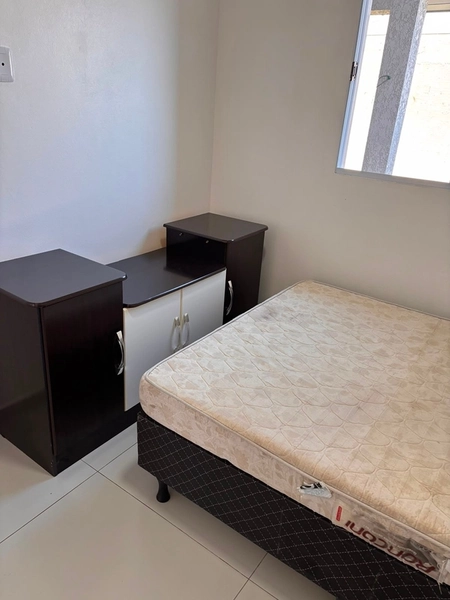 Casa Geminada Mobiliada com 2 Dormitórios e Pátio Privativo: 16ª foto da galeria de imagens do imóvel