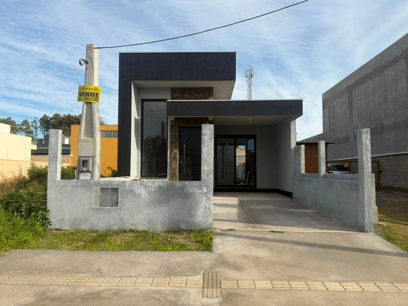 Casa Nova de Alto Padrão a 200m da Beira-Mar | Design Moderno e Conforto: 6ª foto da galeria de imagens do imóvel