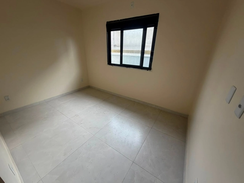 Casa Nova de Alto Padrão a 200m da Beira-Mar | Design Moderno e Conforto: 14ª foto da galeria de imagens do imóvel