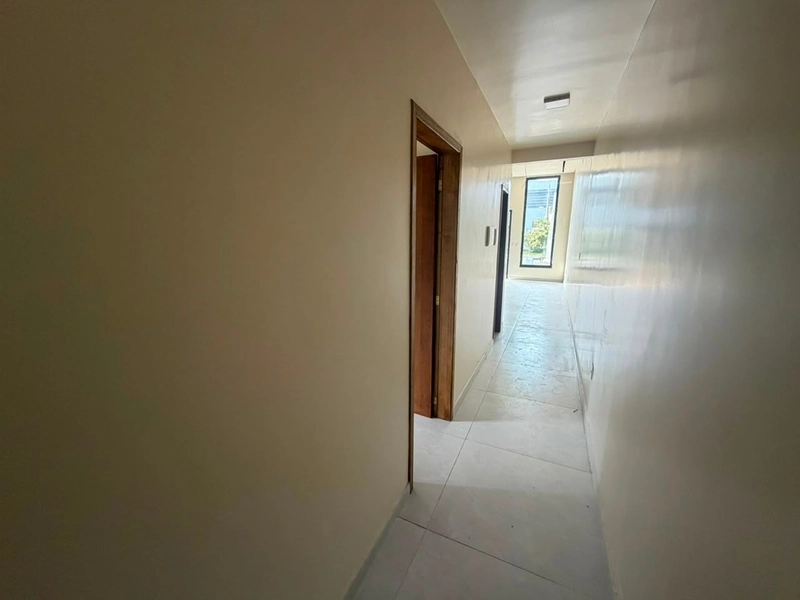 Casa Nova de Alto Padrão a 200m da Beira-Mar | Design Moderno e Conforto: 17ª foto da galeria de imagens do imóvel