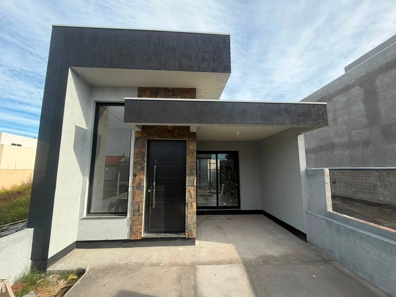Casa Nova de Alto Padrão a 200m da Beira-Mar | Design Moderno e Conforto: 4ª foto da galeria de imagens do imóvel