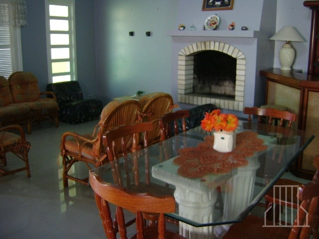 EXCELENTE SOBRADO PARA LOCAÇÃO TEMPORADA EM XANGRI-LÁ: 2ª foto da galeria de imagens do imóvel