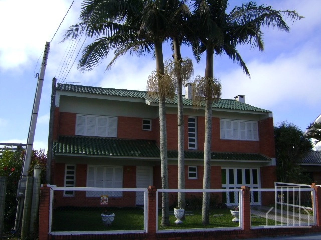 EXCELENTE SOBRADO PARA LOCAÇÃO TEMPORADA EM XANGRI-LÁ: 5ª foto da galeria de imagens do imóvel