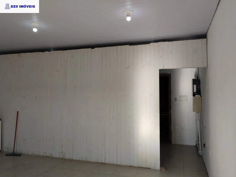 Sala comercial + 2 aptos de 1 dorm cada um.: 5ª foto da galeria de imagens do imóvel