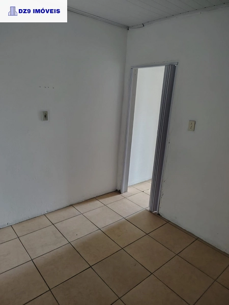 Sala comercial + 2 aptos de 1 dorm cada um.: 21ª foto da galeria de imagens do imóvel