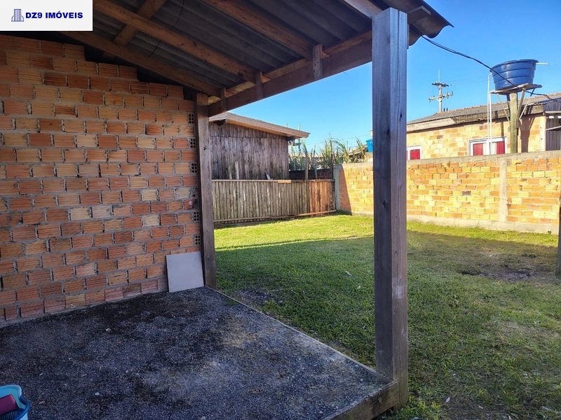 Sala comercial + 2 aptos de 1 dorm cada um.: 9ª foto da galeria de imagens do imóvel